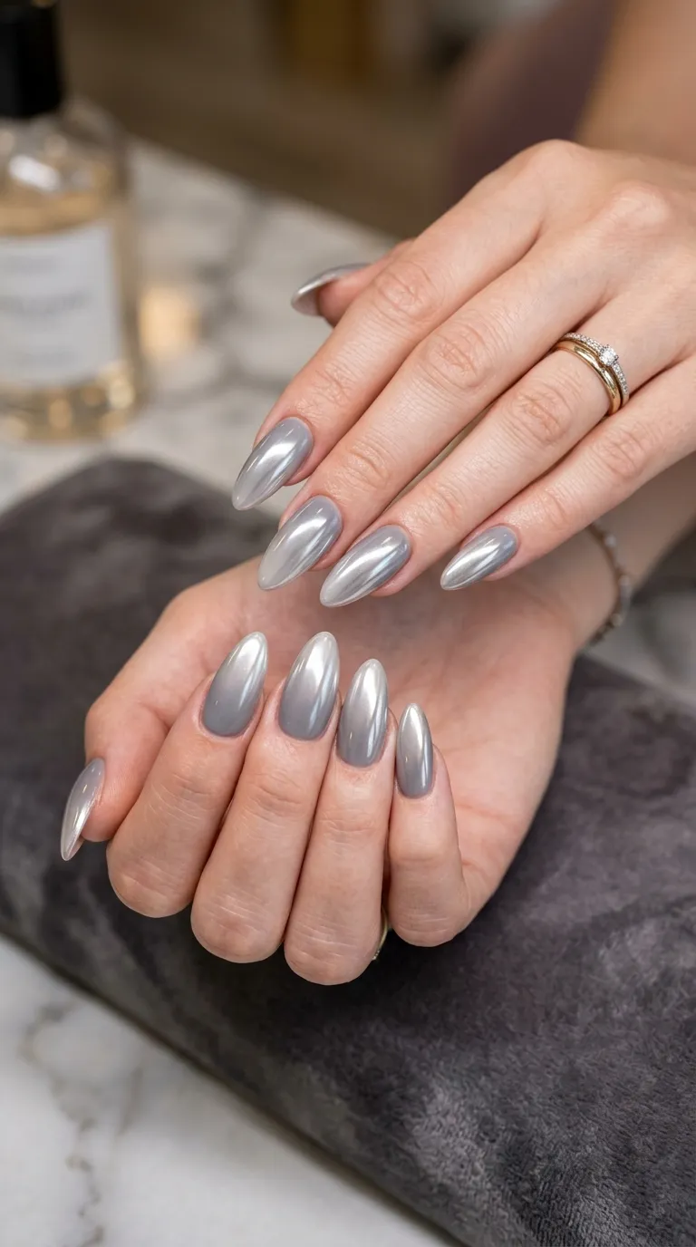 Elegant Gray Ombre Nail Art