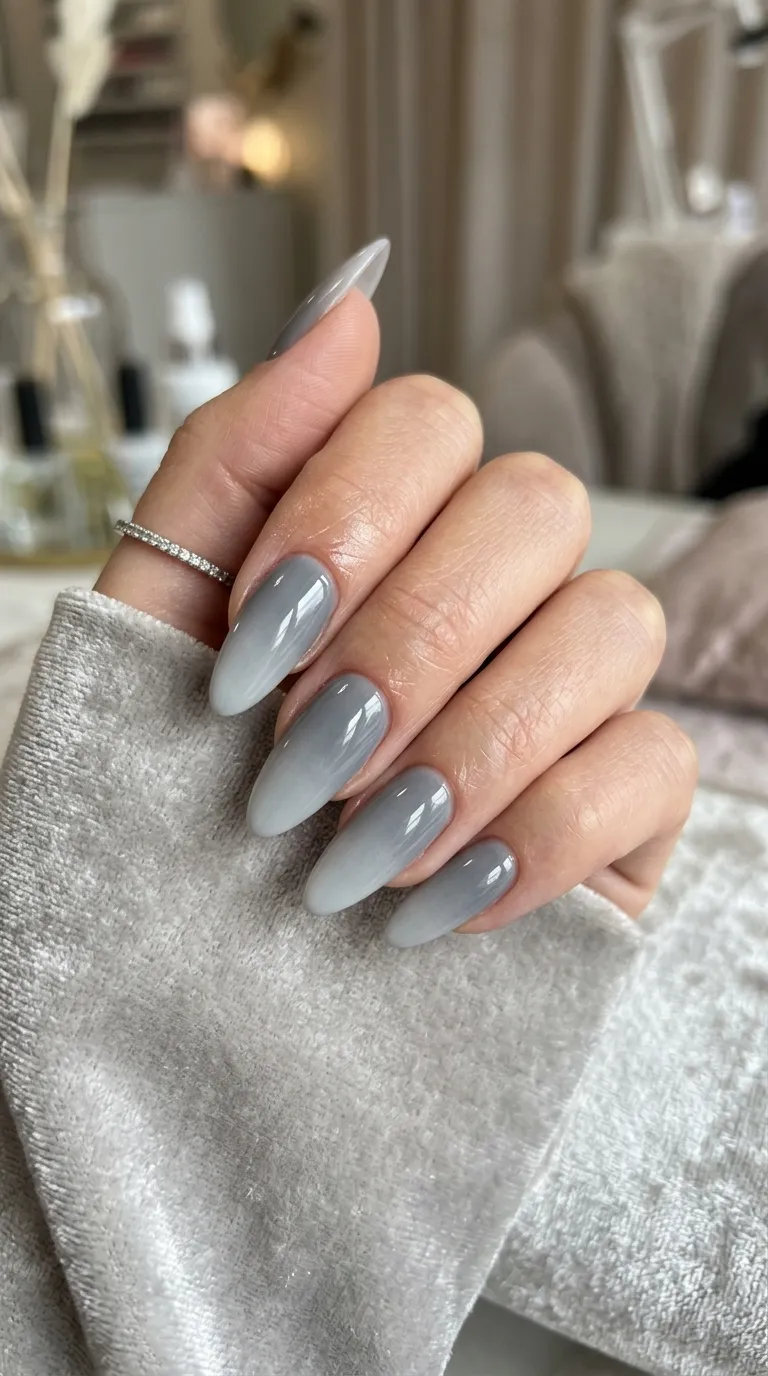 Smoky Gray Ombre Nails